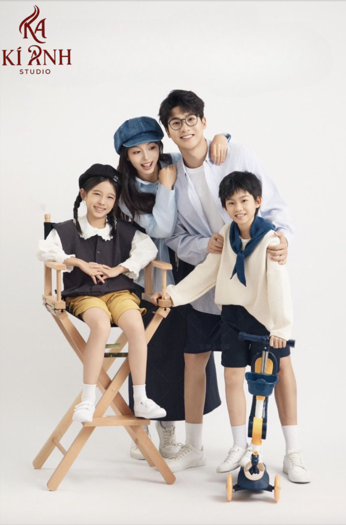 chụp ảnh gia đình 4 người 