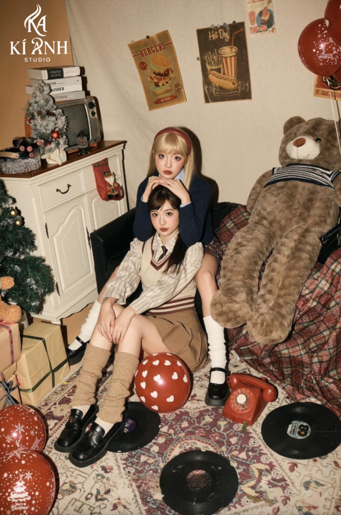 chụp ảnh đôi bạn thân nữ chất