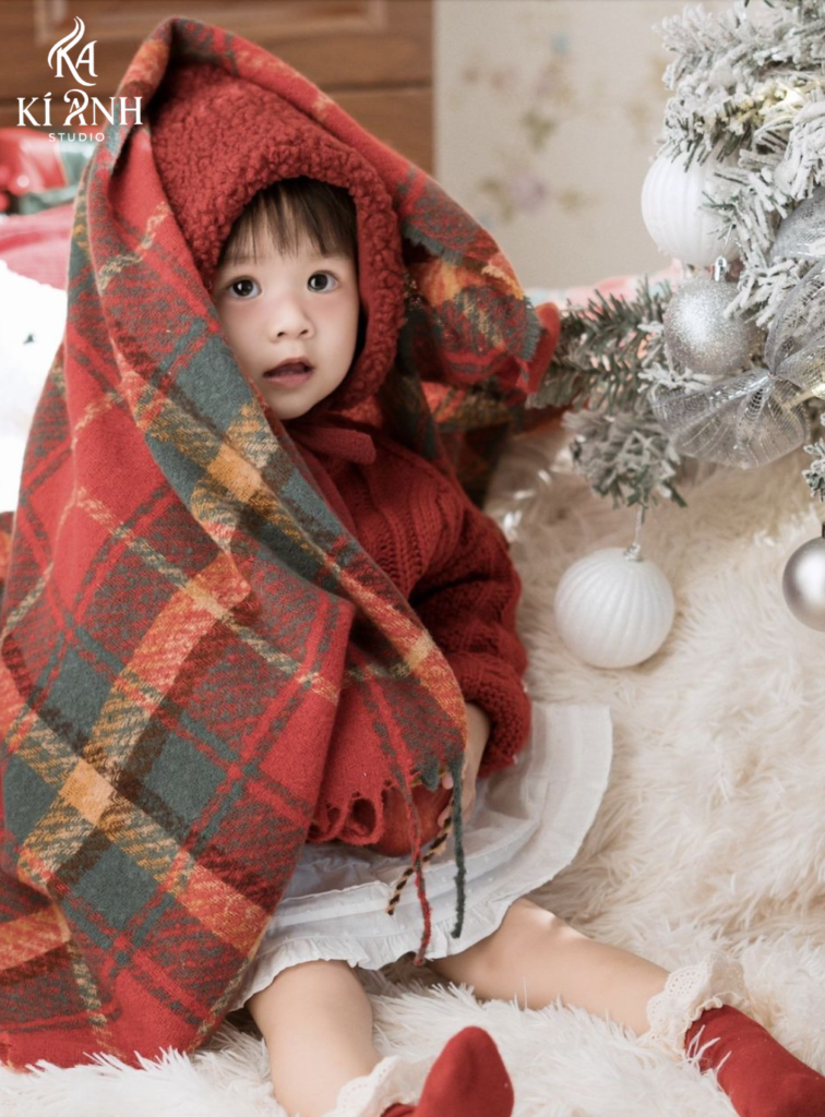 Chụp ảnh giáng sinh cho bé