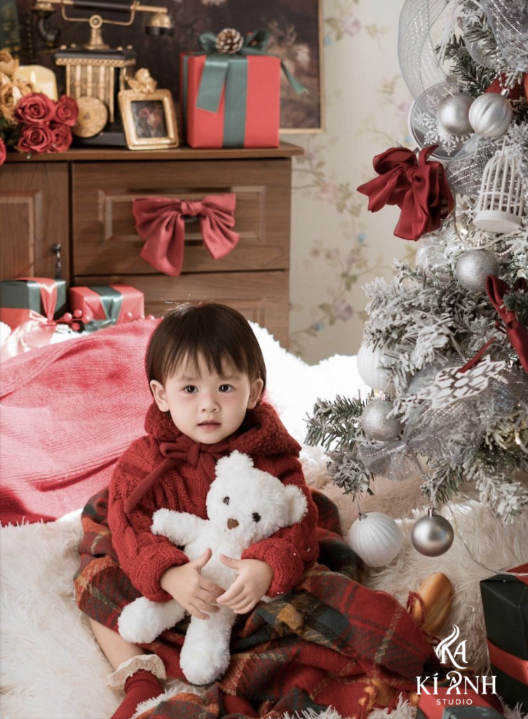 Chụp ảnh giáng sinh cho bé